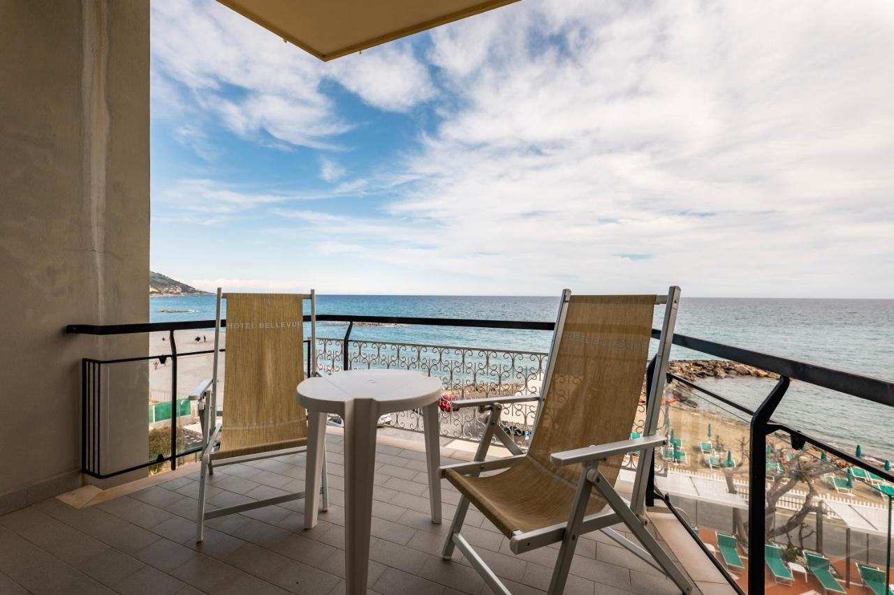 Hotel Bellevue Et Mediterranee Diano Marina Exterior photo